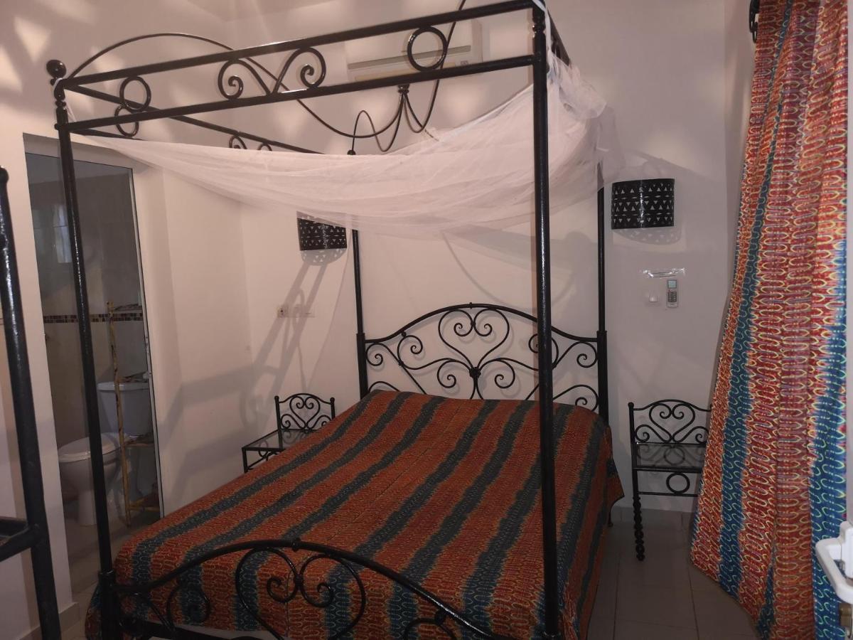 Keur Baboune M'Bour Kültér fotó